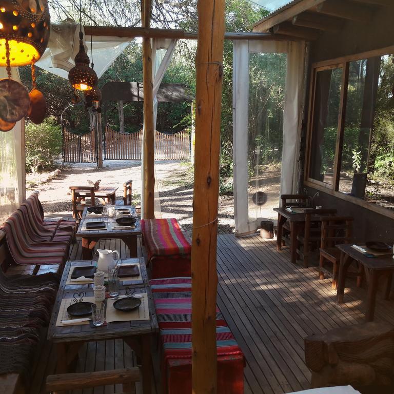 Croa La Rana Hotell Yacanto Exteriör bild